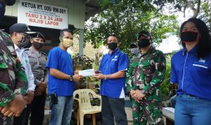 Di Inisiasi Kodim 0318/Natuna, Apindo Bagikan Masker Kepada Warga Di Inisiasi Kodim 0318/Natuna, Apindo Bagikan Masker Kepada Warga