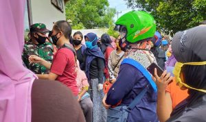 Sembako Murah Tak Perhatikan Social Distancing, Plt. Walikota Tegur Kadisdagin Sembako Murah Tak Perhatikan Social Distancing, Plt. Walikota Tegur Kadisdagin