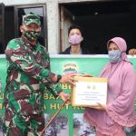 Dalam Rangka HUT Kodam I/BB Ke-70, Kodim 0315/Bintan Bagikan 550 Paket Sembako Kepada Warga Kurang Mampu Dalam Rangka HUT Kodam I/BB Ke-70, Kodim 0315/Bintan Bagikan 550 Paket Sembako Kepada Warga Kurang Mampu