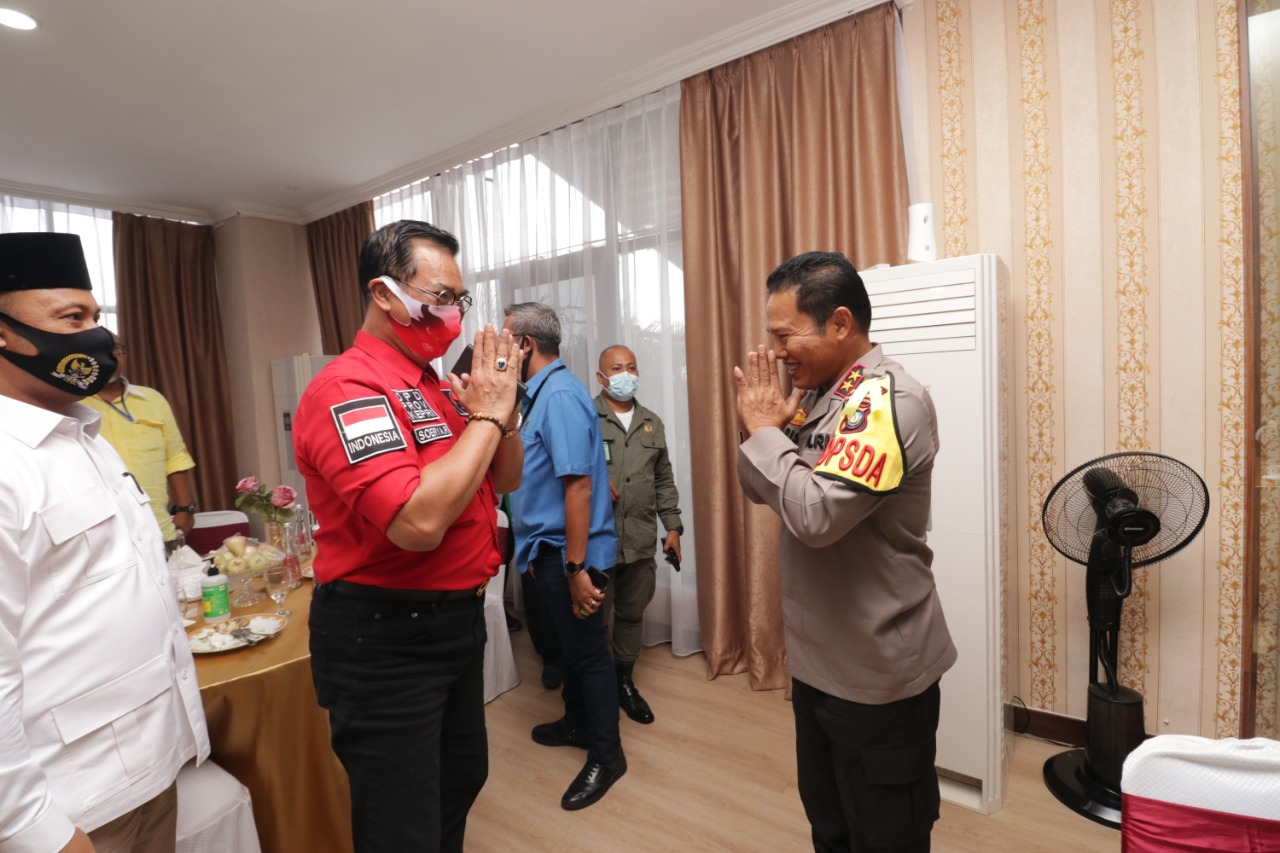Basembang Bercerita Kamtibmas Menghadapi Pilkada Serentak 2020, Kapolda Kepri Silaturrahmi Bersama Ketua Parpol Basembang Bercerita Kamtibmas Menghadapi Pilkada Serentak 2020, Kapolda Kepri Silaturrahmi Bersama Ketua Parpol