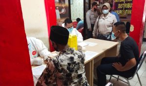 Polres Tanjungpinang Laksanakan Rapid Test Tahanan Jelang Pemindahan Ke Rutan