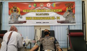 Dalam Rangka Memperingati Hari Bhayangkara ke74, Polres Bintan Gelar Donor Darah ke PMI