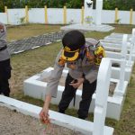 Memperingati Hari  Bhayangkara ke-74. Polres Natuna Gelar Kegiatan Ziarah ke Taman Makam Pahlawan