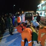 Tim SAR Gabungan Berhasil Evakuasi 7 Nelayan Tenggelam di Laut Natuna, 1 di Antaranya Meninggal Dunia