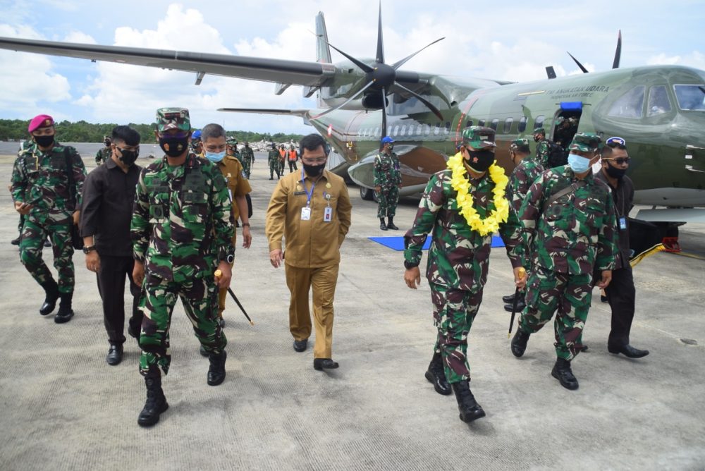 Kunjungan Pangkogabwilhan I ke Beberapa Satker TNI di Tanjungpinang Kunjungan Pangkogabwilhan I ke Beberapa Satker TNI di Tanjungpinang