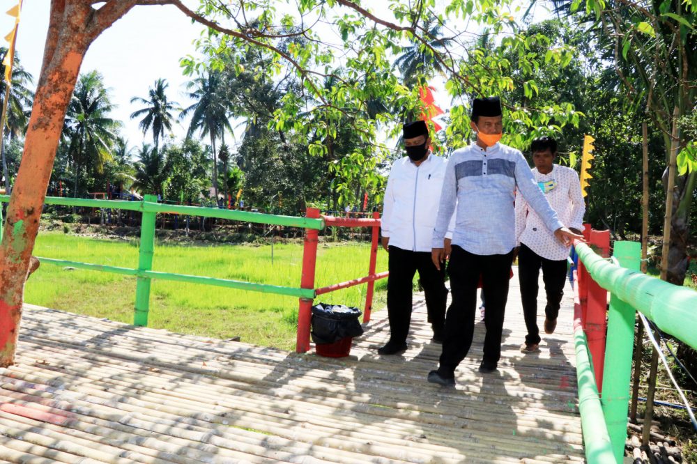 Jembatan Pelangi Kota Pariaman Diresmikan, HTM Rp.2 ribu Perorang Jembatan Pelangi Kota Pariaman Diresmikan, HTM Rp.2 ribu Perorang