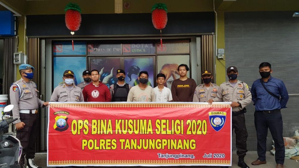 Operasi Bina Kusuma Seligi 2020, Satgas Preemtif Berikan Himbauan Sambangi Masyarakat Operasi Bina Kusuma Seligi 2020, Satgas Preemtif Berikan Himbauan Sambangi Masyarakat