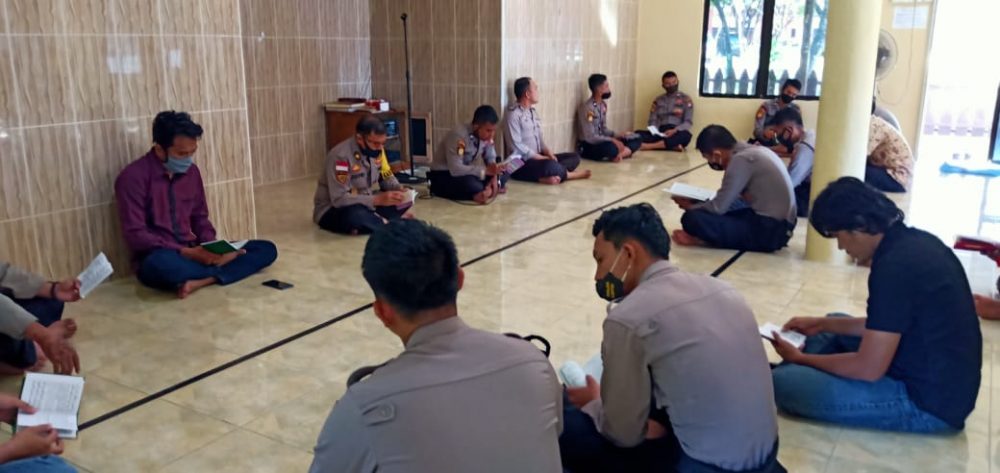 Pembinaan Rohani dan Mental Personil Polres Natuna Pembinaan Rohani dan Mental Personil Polres Natuna