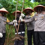 Kapolda Kepri Kunjungi Kampung Tangguh Nusantara Tanjungpinang Kapolda Kepri Kunjungi Kampung Tangguh Nusantara Tanjungpinang