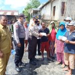 Polsek Moro Berikan Bantuan Kepada Korban Kebakaran Rumah Polsek Moro Berikan Bantuan Kepada Korban Kebakaran Rumah