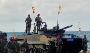 Kasal Resmi Menjadi Warga Kehormatan Korps Marinir