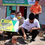 Sekda Muba Apriyadi Letakkan Batu Pertama di Rumah Ishak Sekda Muba Apriyadi Letakkan Batu Pertama di Rumah Ishak