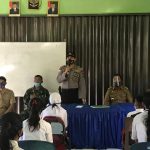 Hari Petama Masuk Sekolah ,Polsek Palmatak Polres Kepulauan Anambas Laksanakan Himbauan dan Edukasi Kepada Pelajar Hari Petama Masuk Sekolah ,Polsek Palmatak Polres Kepulauan Anambas Laksanakan Himbauan dan Edukasi Kepada Pelajar