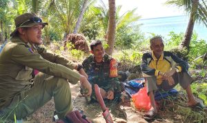 Serda Hendry, Kembali Komsos Bersama Pemuka Adat Serda Hendry, Kembali Komsos Bersama Pemuka Adat