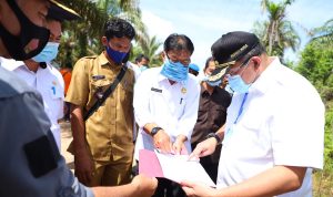 Tuntaskan Masalah Listrik di Plakat Tinggi, Bupati Muba Beri Solusi Tuntaskan Masalah Listrik di Plakat Tinggi, Bupati Muba Beri Solusi