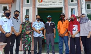 Babinsa Koramil 06/Serasan, Kodim Natuna Turut Upayakan Kesuksesan Pilkada 2020