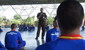 76 Anggota Paskibraka Muba Dibekali Ilmu Hukum oleh Kejaksaan Negeri 76 Anggota Paskibraka Muba Dibekali Ilmu Hukum oleh Kejaksaan Negeri