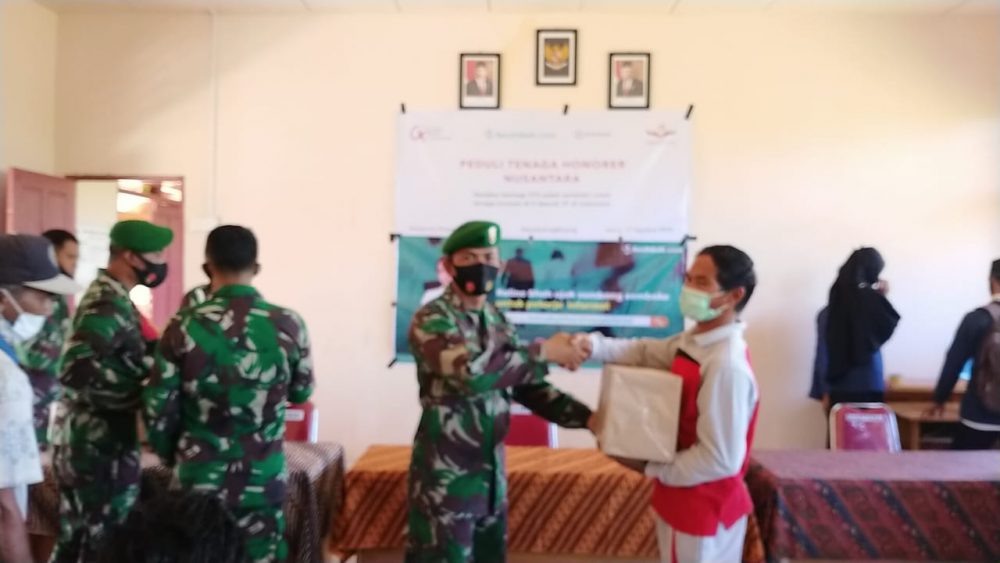 Kodim 0318/Natuna Bersama Peduli Tenaga Honorer Nusantara, Gelar Baksos