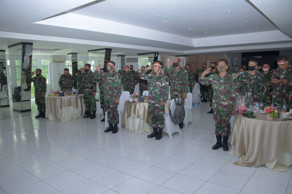 Gegap Gempita Mewarnai Peringatan HUT RI ke-75 di Lantamal IV Tanjungpinang Gegap Gempita Mewarnai Peringatan HUT RI ke-75 di Lantamal IV Tanjungpinang