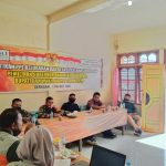 Babinsa Praka Dodi, Hadiri Kegiatan Terkait Tatib Pemasangan Baleho Pemilu Kada Desember Babinsa Praka Dodi, Hadiri Kegiatan Terkait Tatib Pemasangan Baleho Pemilu Kada Desember