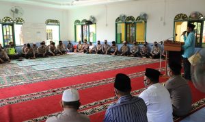 Polres Kepulauan Anambas Gelar Peringatan Tahun Baru Islam 1441 H Dengan Pengajian Bersama Masyarakat Desa Pesisir Timur Polres Kepulauan Anambas Gelar Peringatan Tahun Baru Islam 1441 H Dengan Pengajian Bersama Masyarakat Desa Pesisir Timur