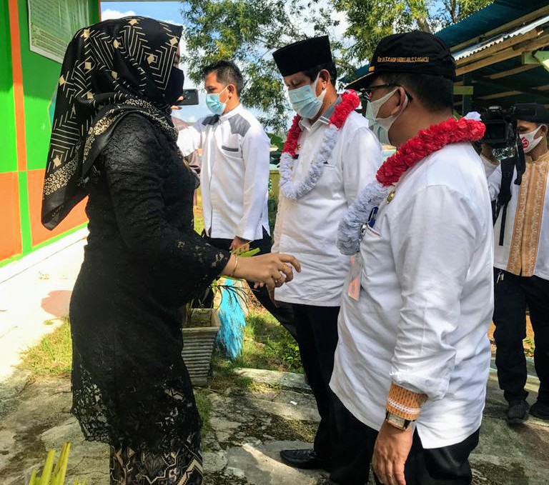 Gubernur Kepri Berkunjung ke Sekolah MTs Tambelan, Kabupaten Bintan Gubernur Kepri Berkunjung ke Sekolah MTs Tambelan, Kabupaten Bintan