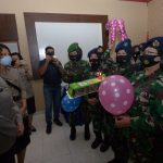 Wan TNI Beri Kejutan Kepada Polwan Polres Tanjungpinang