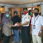 Babinsa Serda Yusrial Chaniago, Kembali Dampingi Camat Serasan Timur Salurkan PKH Babinsa Serda Yusrial Chaniago, Kembali Dampingi Camat Serasan Timur Salurkan PKH