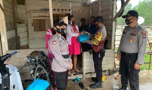 Polres Lingga Kembali Bagikan 240 Paket Sembako Kepada Warga Kurang Mampu Polres Lingga Kembali Bagikan 240 Paket Sembako Kepada Warga Kurang Mampu