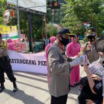 Polres Kepulauan Anambas Laksanakan Pembagian Masker Secara Serentak se-Indonesia