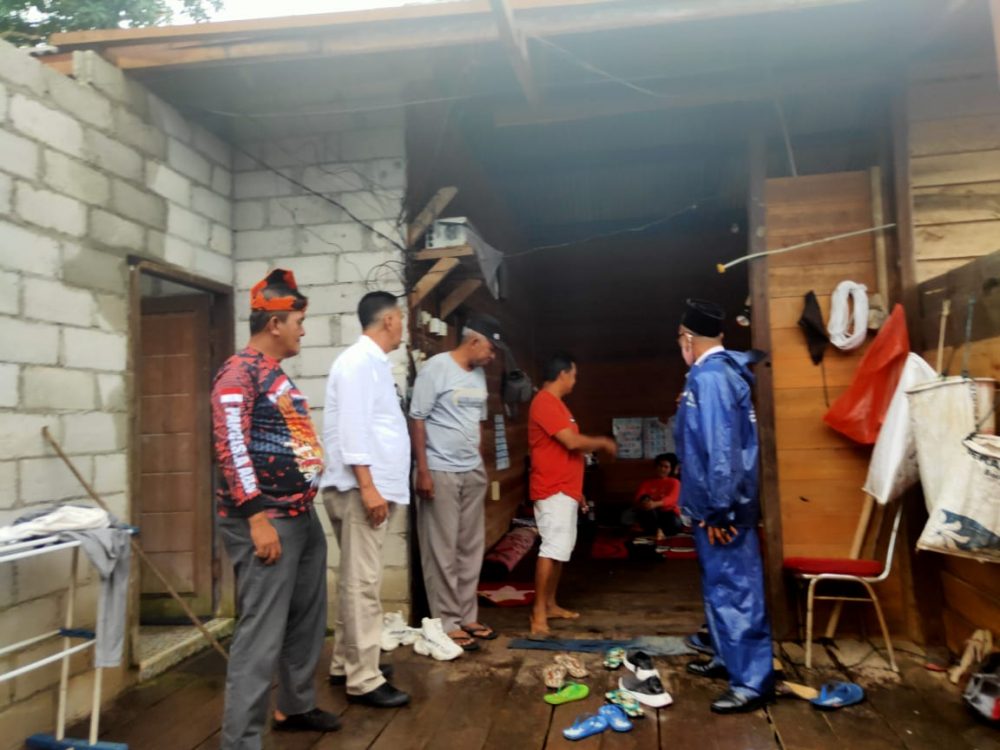 Wan Siswandi Apresiasi Rasa Kebersamaan Warga Ranai Darat Wan Siswandi Apresiasi Rasa Kebersamaan Warga Ranai Darat