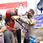 Hari Lalu Lintas Bhayangkara ke-65, Kapolres Karimun Turun Langsung Dalam Kegiatan Bakti Sosial