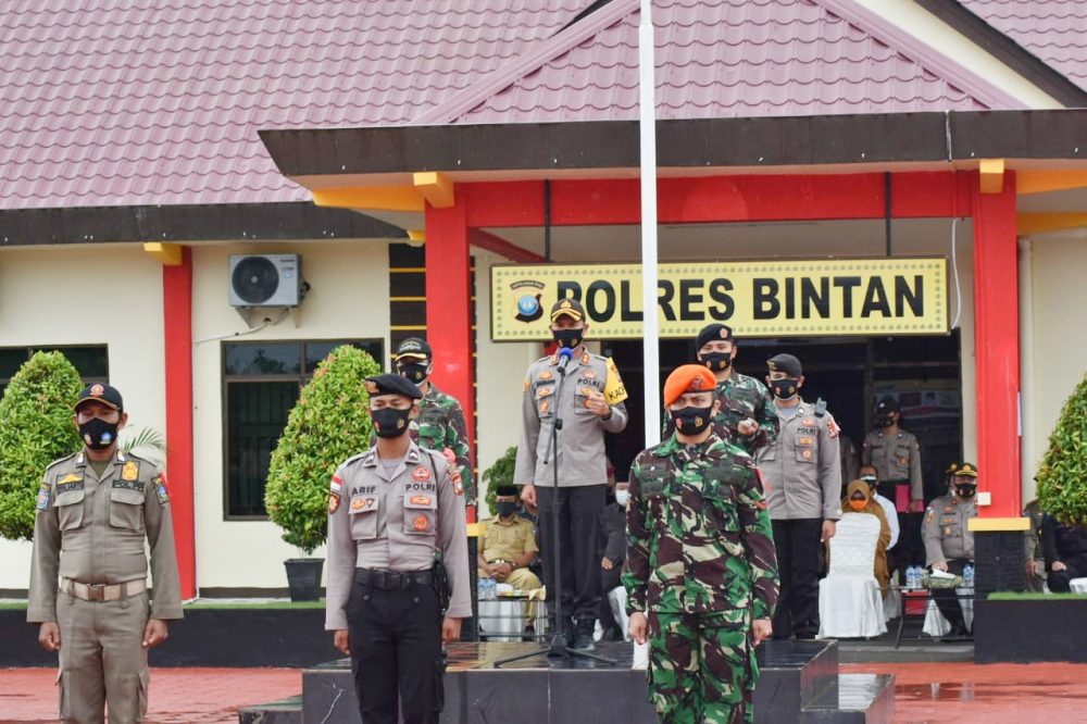 Polres Bintan Gelar Apel Pasukan Pengamanan Pilkada Serentak Tahun 2020 Polres Bintan Gelar Apel Pasukan Pengamanan Pilkada Serentak Tahun 2020