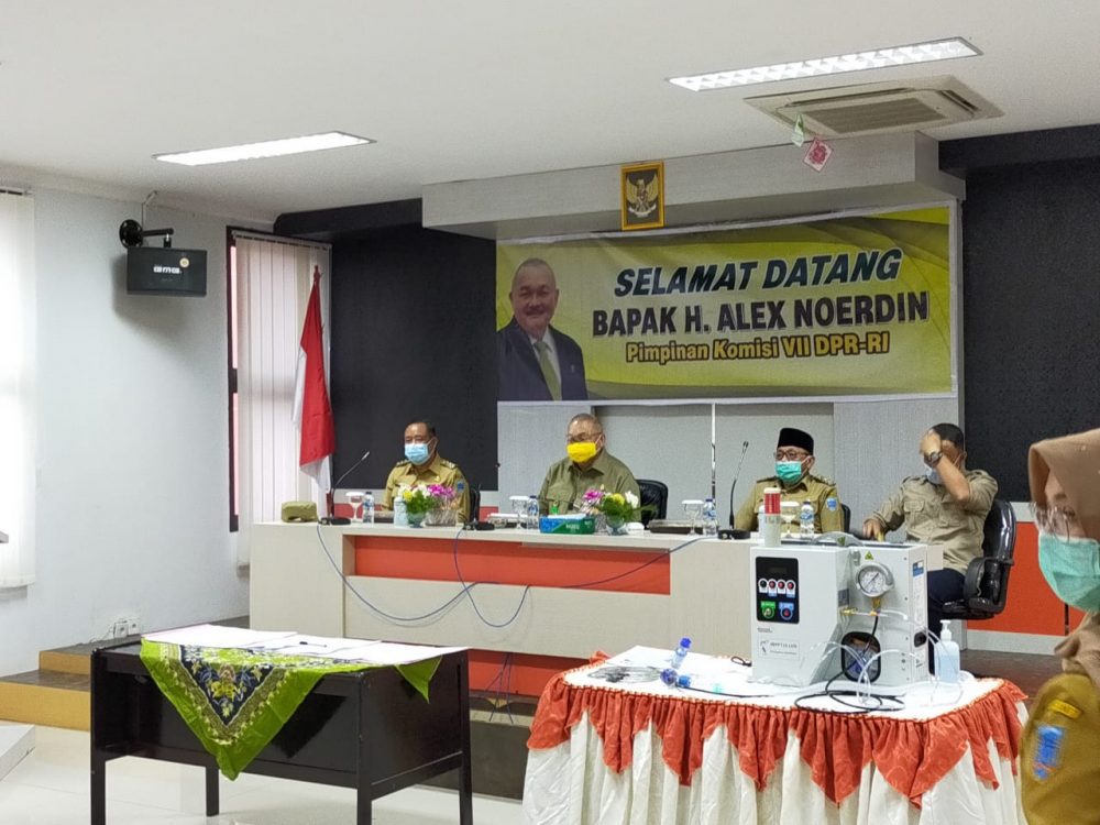 RSUD Lahat Terima Bantuan Ventilator Dari Alex Noerdin