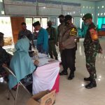 Bersama Babinkamtibmas, Babinsa Serda Hendry Lakukan Pengamanan Pemilihan BPD