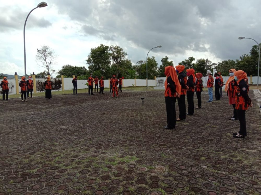 Peringati HUT PP Ke-61, Keluarga Besar PP Natuna Gelar Upacara dan Tabur Bunga di TMP Ranai Peringati HUT PP Ke-61, Keluarga Besar PP Natuna Gelar Upacara dan Tabur Bunga di TMP Ranai