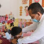 Pjs.Bupati Bintan Bagikan Masker dan Mengajak Masyarakat Sadar Prokes