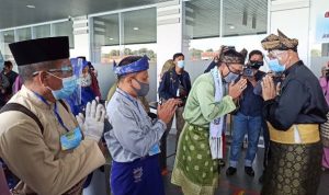 Kafilah MTQ Lingga Berangkat Menuju Tanjung Pinang Kafilah MTQ Lingga Berangkat Menuju Tanjung Pinang