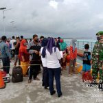 Bersama Unsur Terkait, Koramil 06/Serasan Terus Upayakan Putus Mata Rantai Covid-19