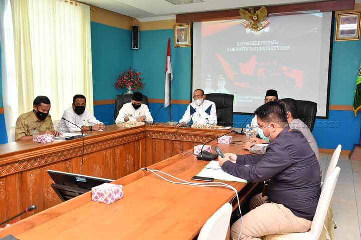 Hamid Rizal Pimpin Rapat Pilkada Natuna 2020 Hamid Rizal Pimpin Rapat Pilkada Natuna 2020