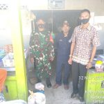 Babinsa Restu Risdianto Kembali Kawal Penyaluran Sembako Kepada Warga Kurang Mampu Babinsa Restu Risdianto Kembali Kawal Penyaluran Sembako Kepada Warga Kurang Mampu