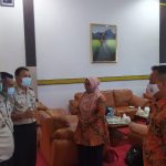Guna Memerangi Pandemi Covid-19, KKP Kelas II Tanjung Pinang Berikan Bantuan APD ke Pemkab Lingga