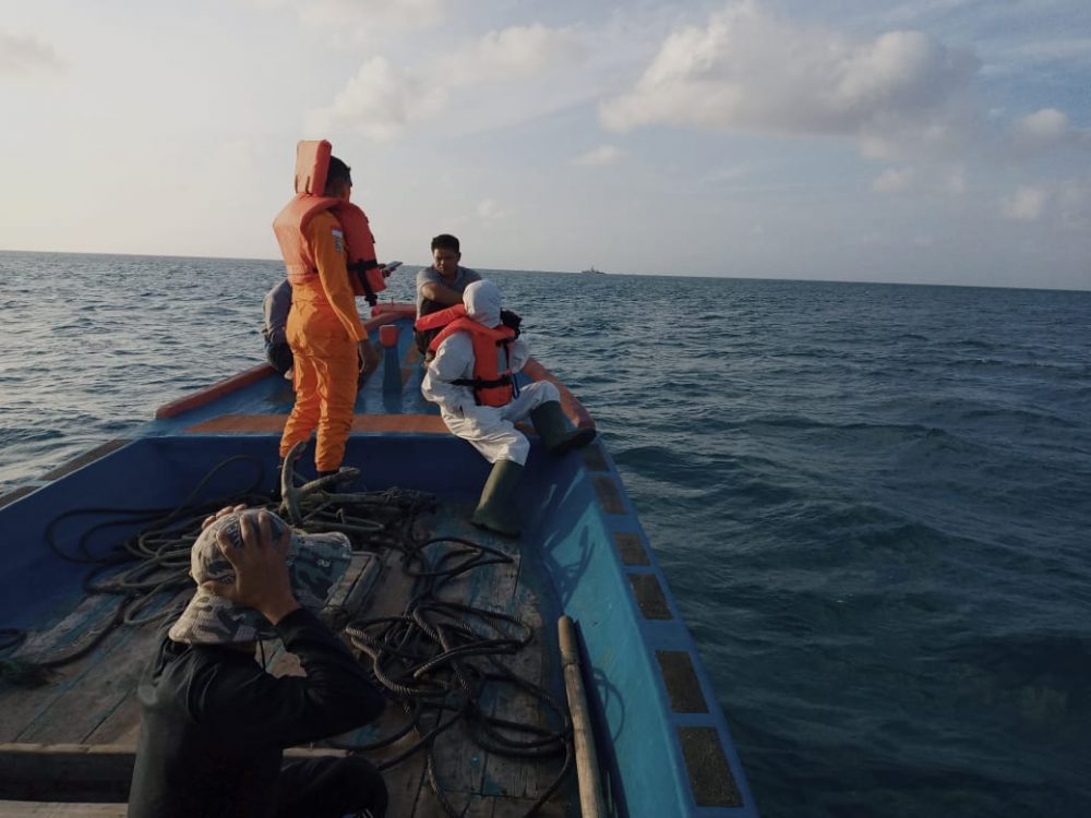 Tim SAR Gabungan Lakukan Pencarian Terhadap Nelayan Bagan Hanyut di Perairan Pulau Semiun