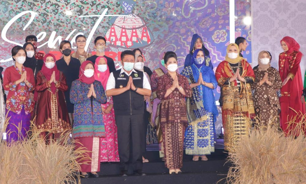 TP PKK dan Dekranasda Muba Gelorakan Semangat Pelaku UMKM TP PKK dan Dekranasda Muba Gelorakan Semangat Pelaku UMKM