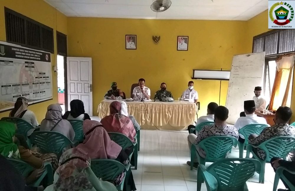 Bersama Camat, Koramil 06/Serasan Gelar Rapat Pembentukan Panitia Festival Pantai Sisi