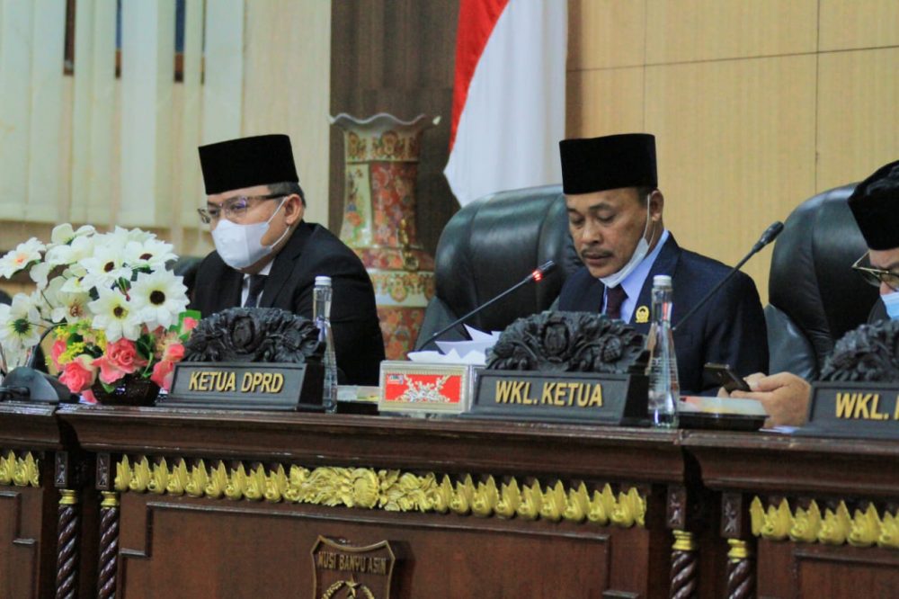 DPRD Muba Sampaikan Laporan Pansus Atas LKPJ Bupati Muba TA 2020 DPRD Muba Sampaikan Laporan Pansus Atas LKPJ Bupati Muba TA 2020
