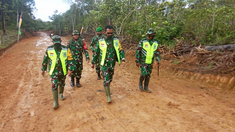 Wasev Asisten Logistik Panglima TNI, Tinjau Pengerjaan TMMD Ke-110 Kodim 0318/Natuna Wasev Asisten Logistik Panglima TNI, Tinjau Pengerjaan TMMD Ke-110 Kodim 0318/Natuna