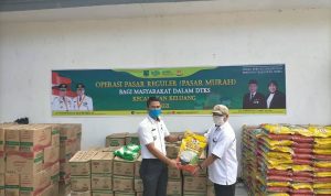 Pasar Murah Bagi Warga Prasejahtera dan Terdampak COVID-19 di Muba Pasar Murah Bagi Warga Prasejahtera dan Terdampak COVID-19 di Muba