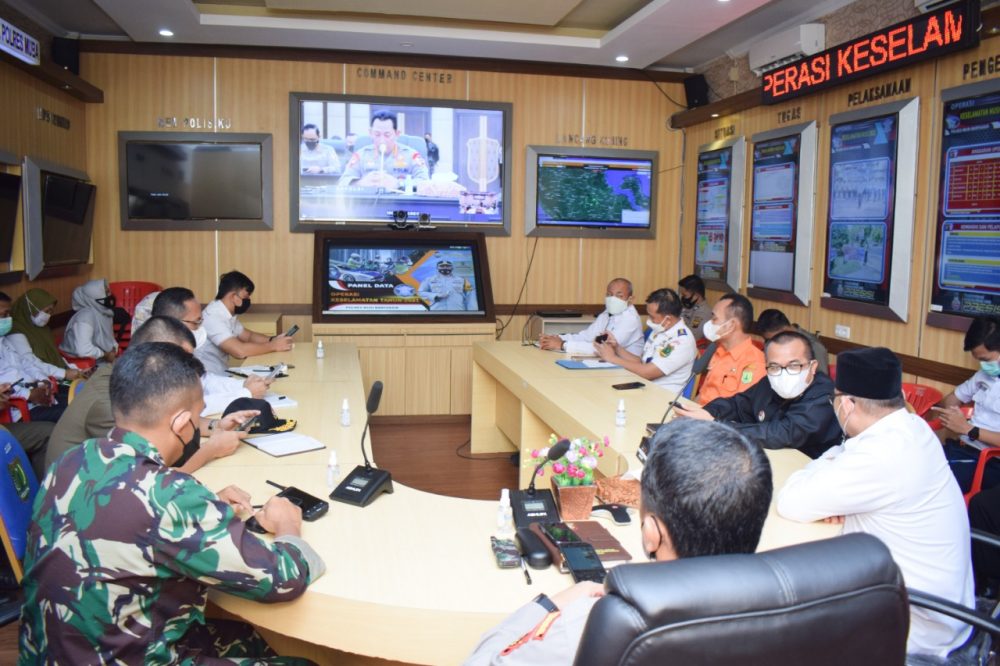 Pemkab Muba dan Forkopimda Ikuti Video Conference Lintas Sektoral Pemkab Muba dan Forkopimda Ikuti Video Conference Lintas Sektoral