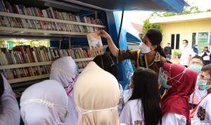 Thia Yufada: Perpustakaan Keliling Bisa Jangkau Pembaca Di Seluruh Desa